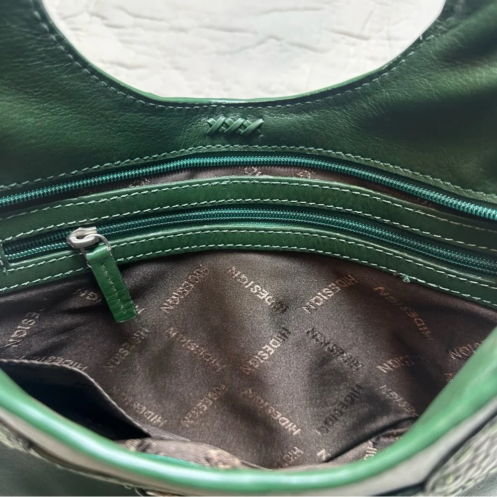 Hidesign Leather Shoulder Bag | Emerald Green Croc Embossed Y2K Purse